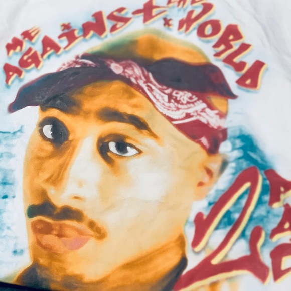 🥳Host Pick! 🥳UNISEX Tupac T shirt - Picture 3 of 3